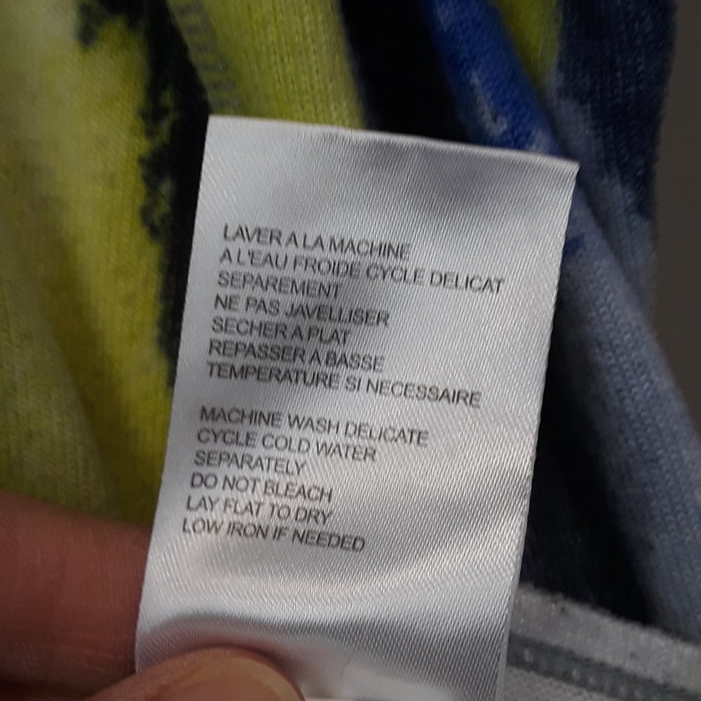 Tribal MultiColor Hi Low knit 3/4 sleeve Top - Picture 5 of 8